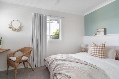Maggies the Little Black Cottage Hunter Valley — 4-Star Luxury Hotel in Cessnock, Australia