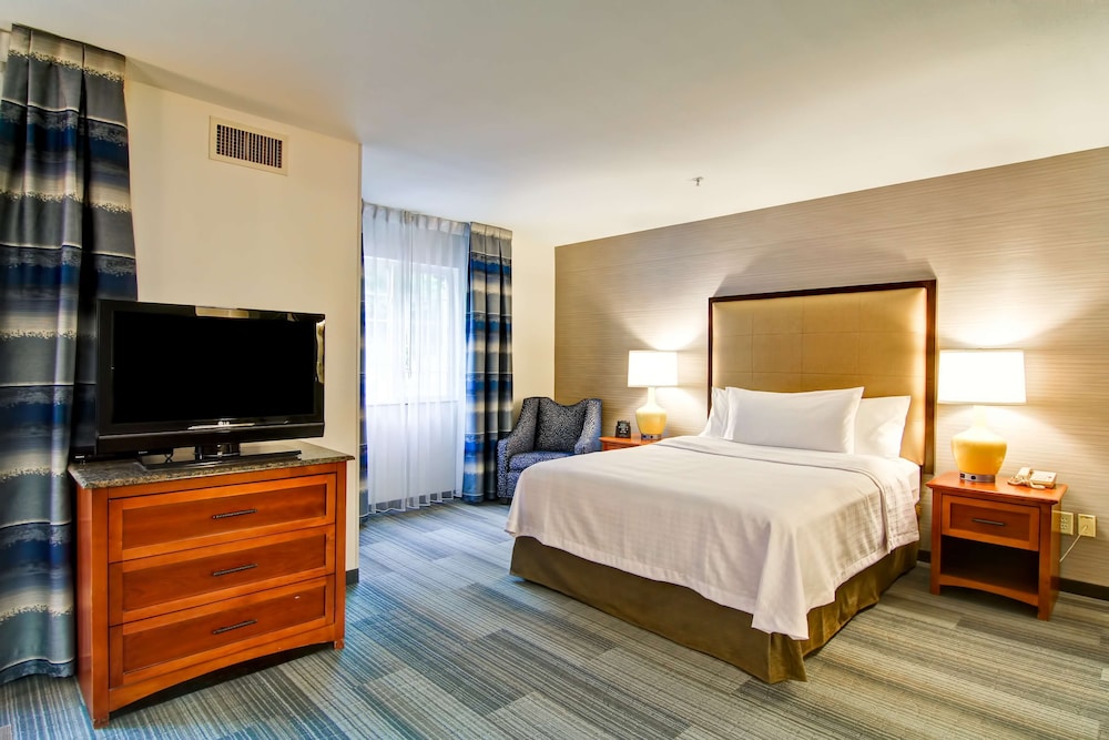 Homewood Suites by Hilton Stratford - photo 6