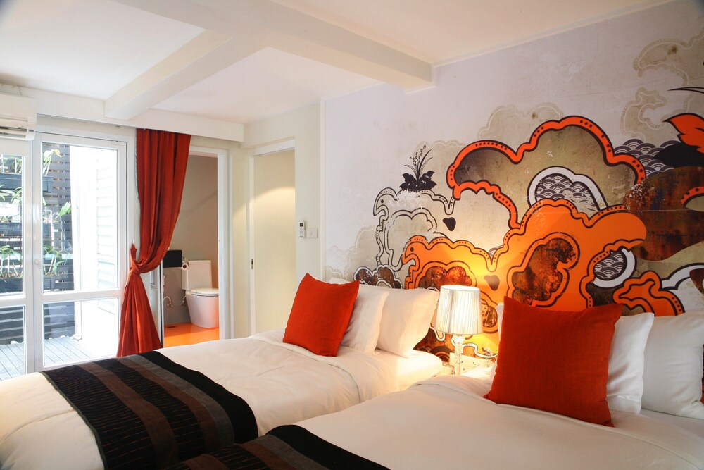 Guestroom