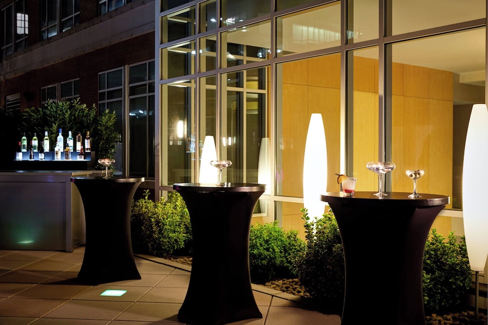 AC Hotel by Marriott National Harbor Washington D.C. Area - photo 44
