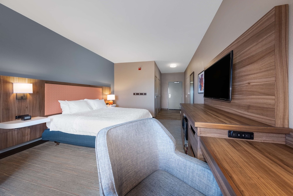 Hampton Inn St. Robert Ft. Leonard Wood - photo 7