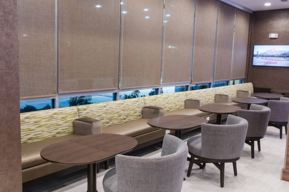SpringHill Suites by Marriott Birmingham Gardendale - photo 25