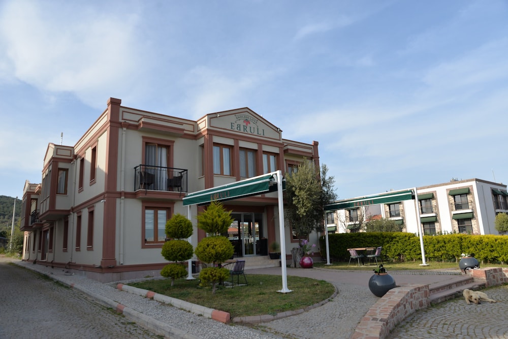 Hotel Cunda Marina in Ayvalik, Turkey