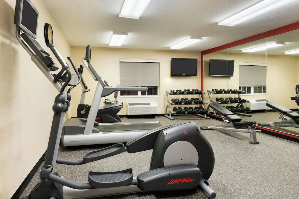TownePlace Suites by Marriott Savannah Midtown - photo 16