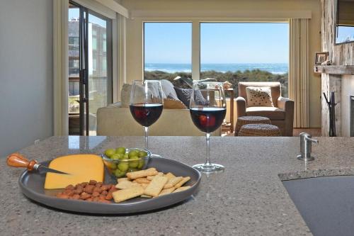 A Total Distanced Coastal Experience — hotel in Watsonville