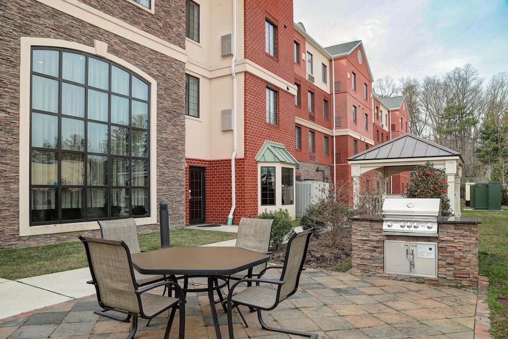 Staybridge Suites Washington D.C. Greenbelt IHG - photo 39