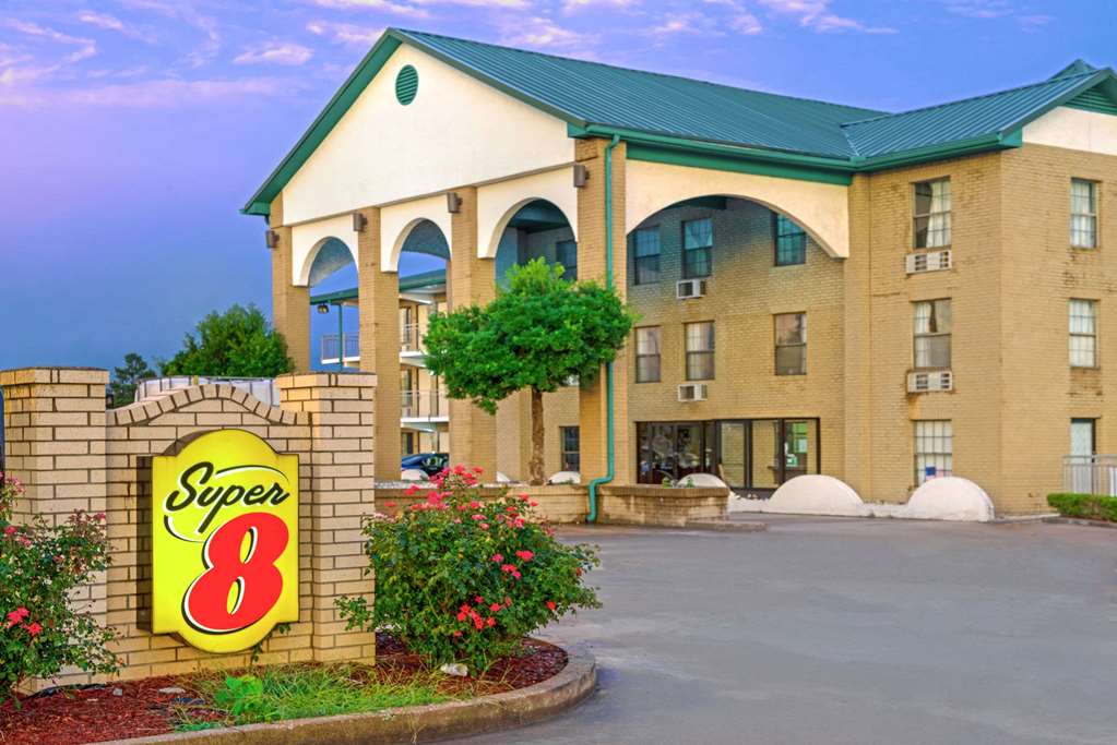 Super 8 by Wyndham Lakeland - photo 2