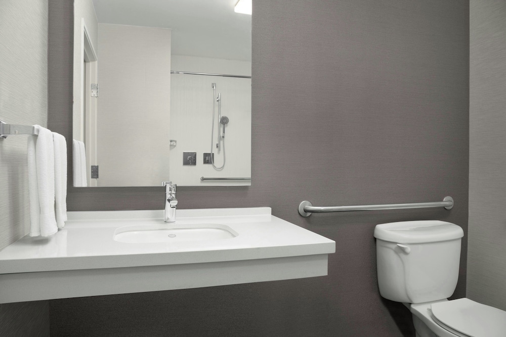 Courtyard by Marriott Lakeland - photo 16