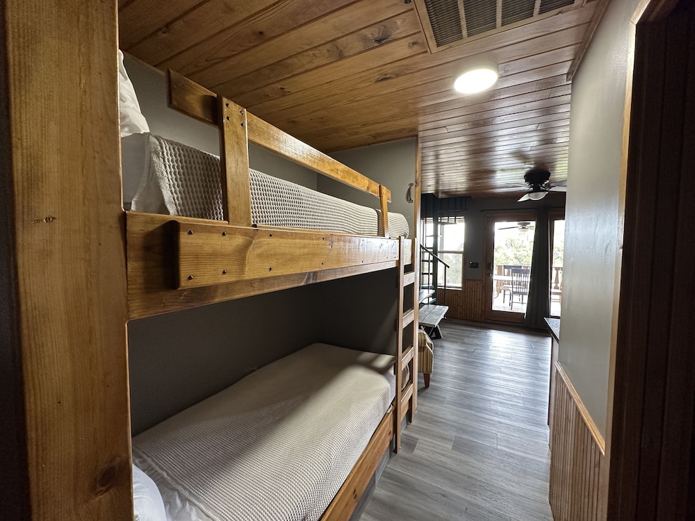 Canyon Lakeview Resort - photo 10