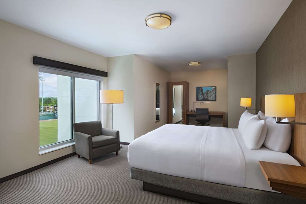Hyatt Place Greensboro Downtown - photo 22