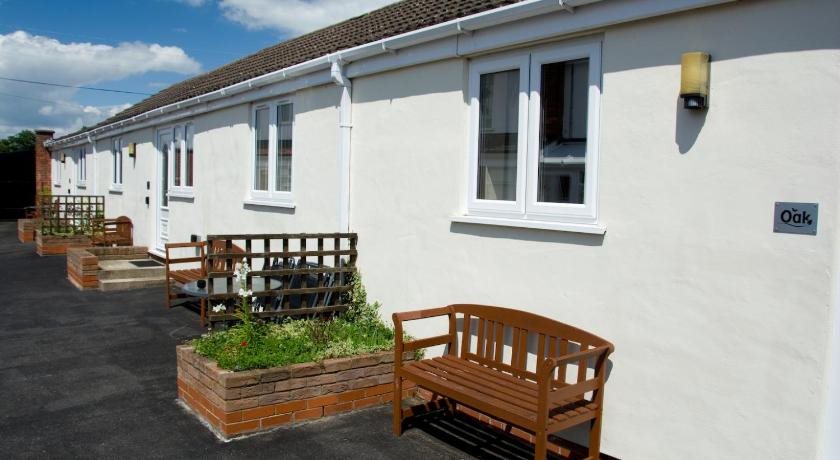 Treetops Cottages & Spa — hotel in Barnetby Le Wold