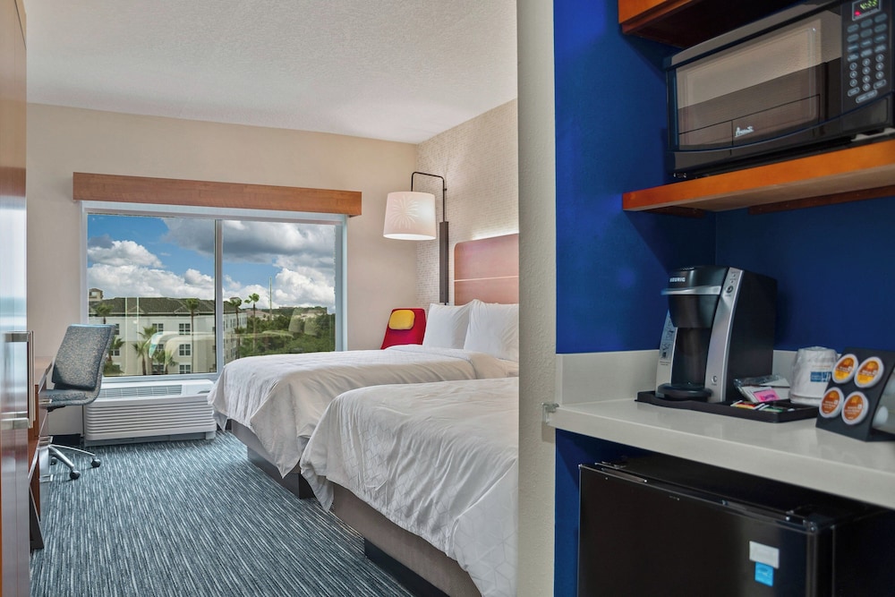 Holiday Inn Express & Suites Orlando Lake Buena Vista by IHG - photo 9