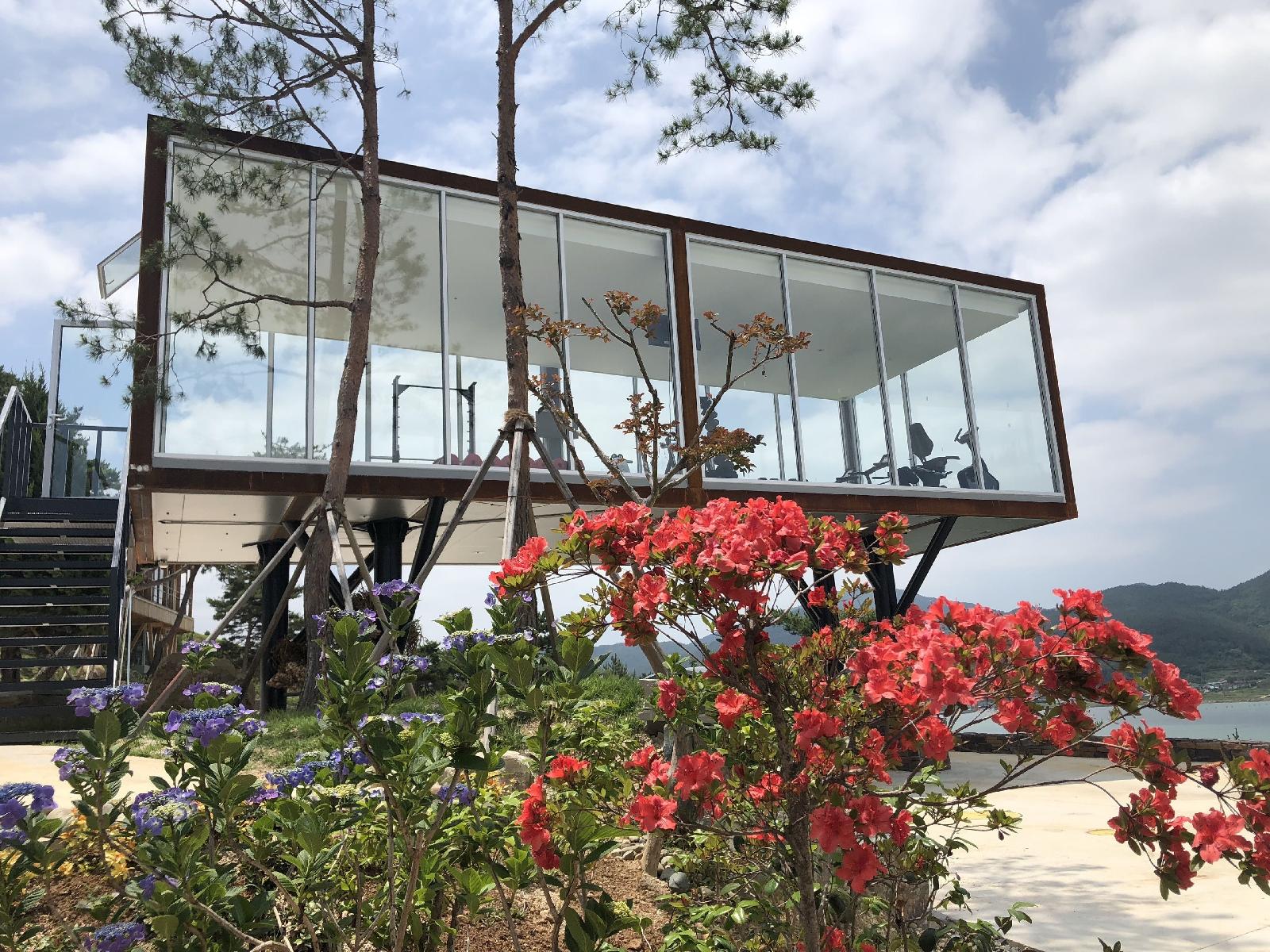 Bayclub — 4-Star Luxury Hotel in Nammyeon, South Korea