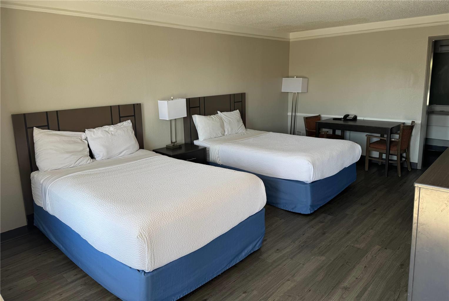 Days Inn by Wyndham Georgetown - photo 21