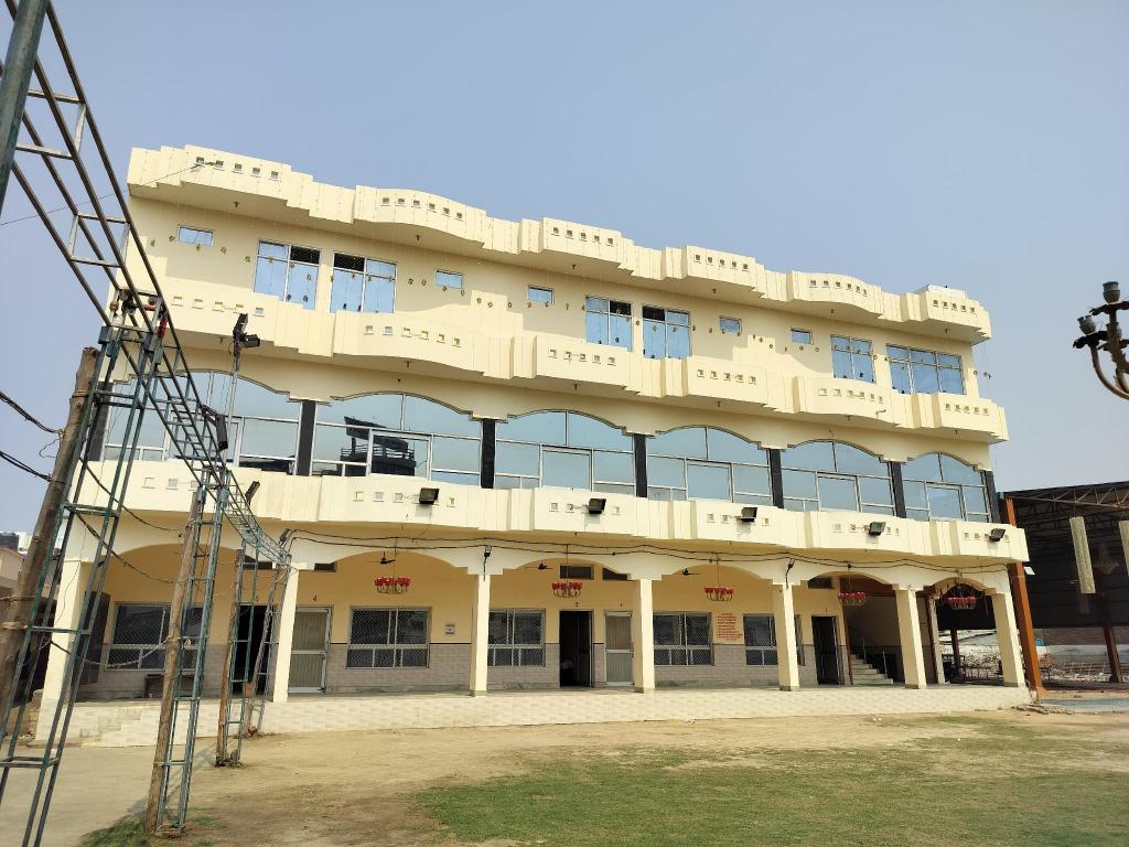 Kesarwani Seva Sadan in Fyzabad, India