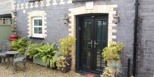 The Stables — 4-Star Luxury Hotel in Tregaron, United Kingdom