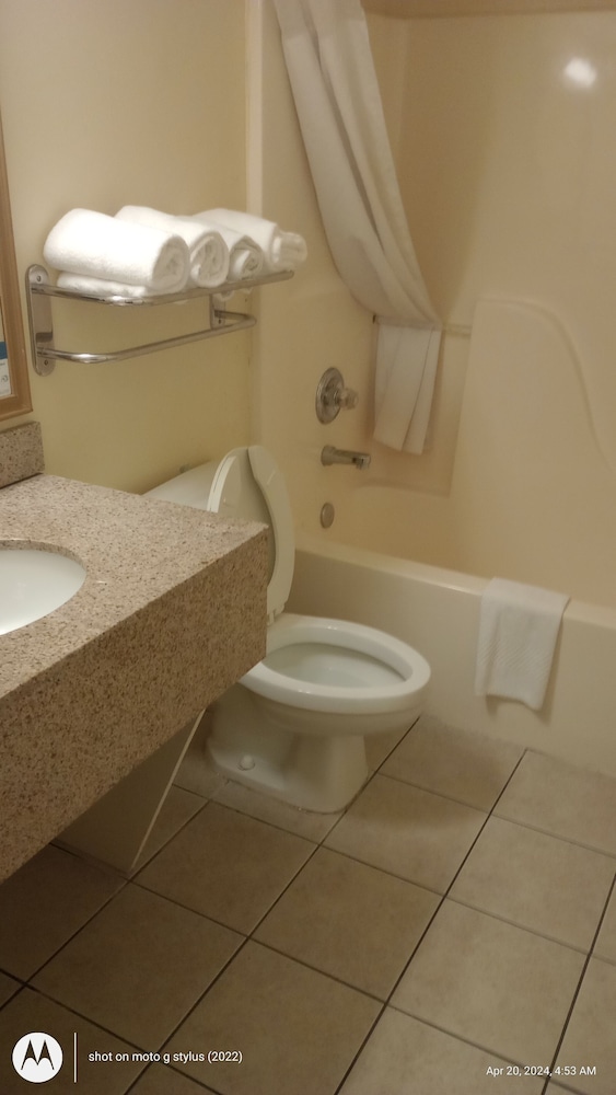 Quality Inn & Suites Somerset Downtown - photo 19