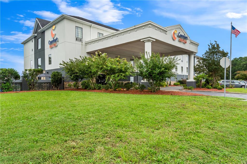 Comfort Suites near Camp Lejeune - featured photo