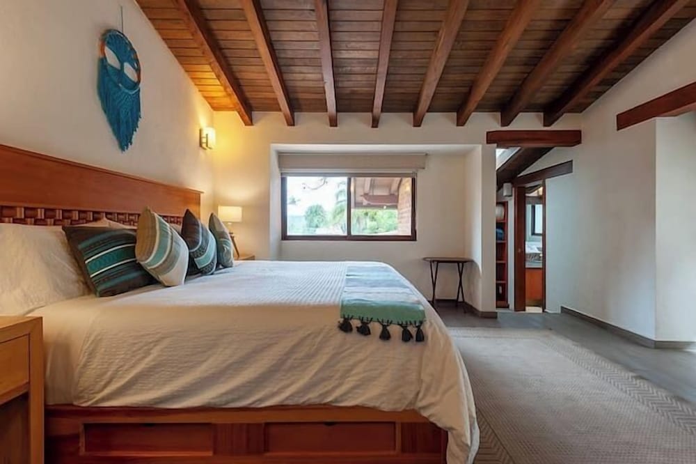 Incredible Property with Huge Garden and Pool in Valle De Bravo, Mexico