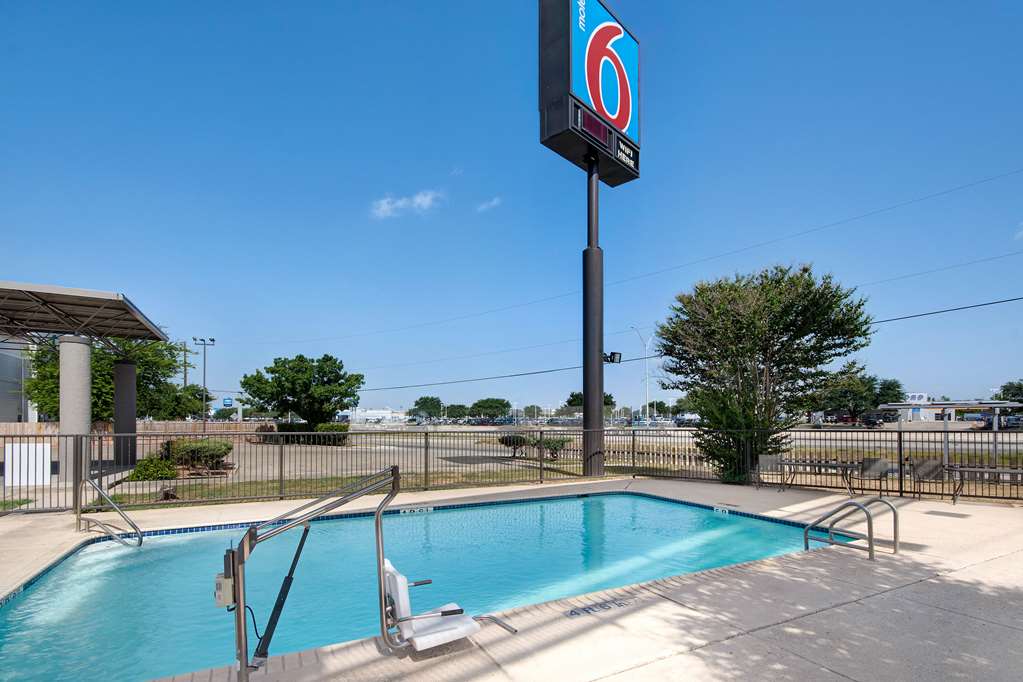 Motel 6 San Antonio TX South - photo 3