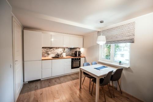 Cabin Guesthouse with free parking — 4-Star Luxury Hotel in Paernu, Estonia