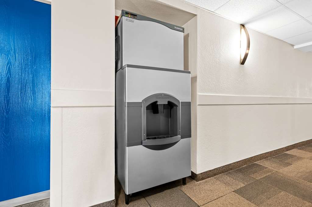 Motel 6 Portland ME - photo 26