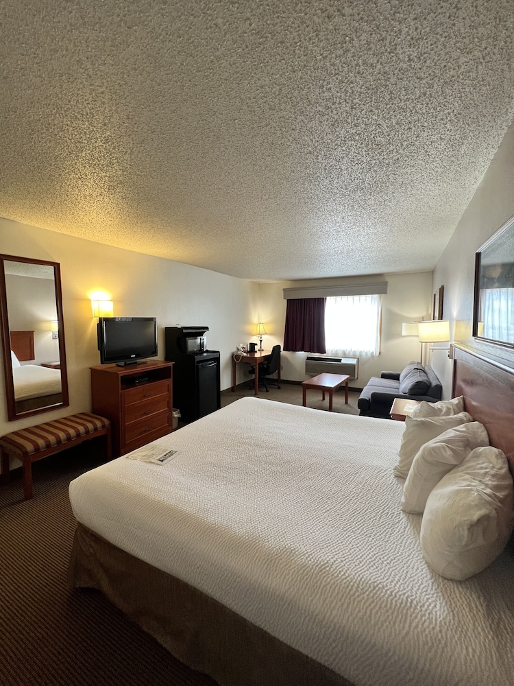 Serena Inn & Suites Sundance - photo 7
