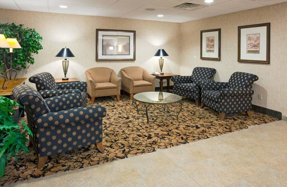 Holiday Inn Express Milwaukee North Brown Deer Mequon by IHG - photo 34