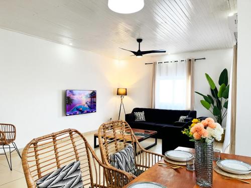 Residence Atlantic Premium Apartment WiFi Gardien Parking Climaté — 4-Star Luxury Hotel in Douala, Cameroon