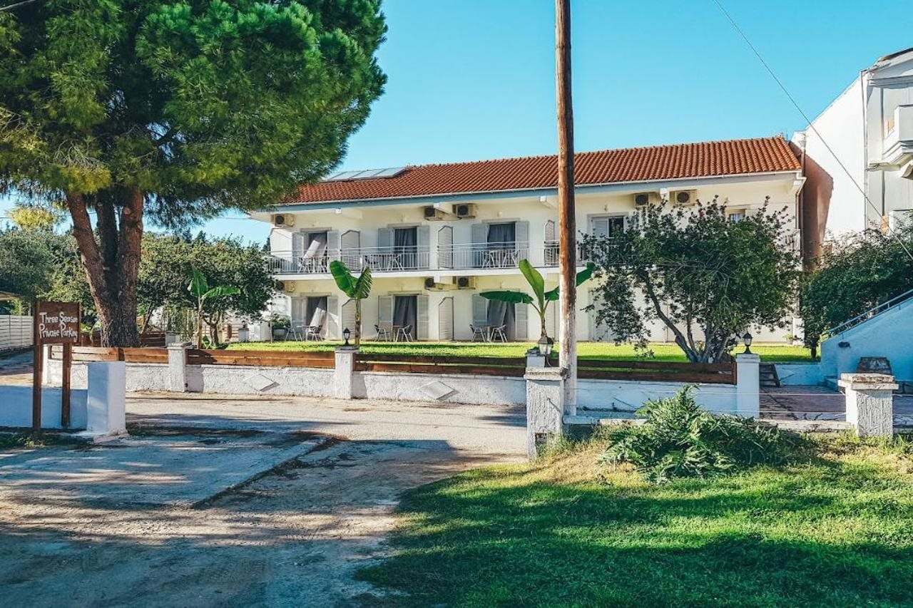 Three Seasons - carbon neutral hotel in Corfu