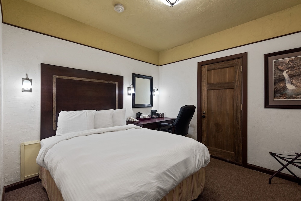 Hotel Seville - photo 21