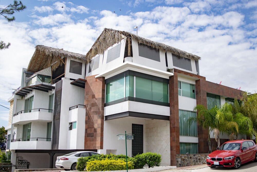 Giakor Suites in Leon De Los Aldama, Mexico
