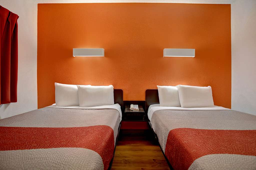 Motel 6 Gilroy CA - photo 14
