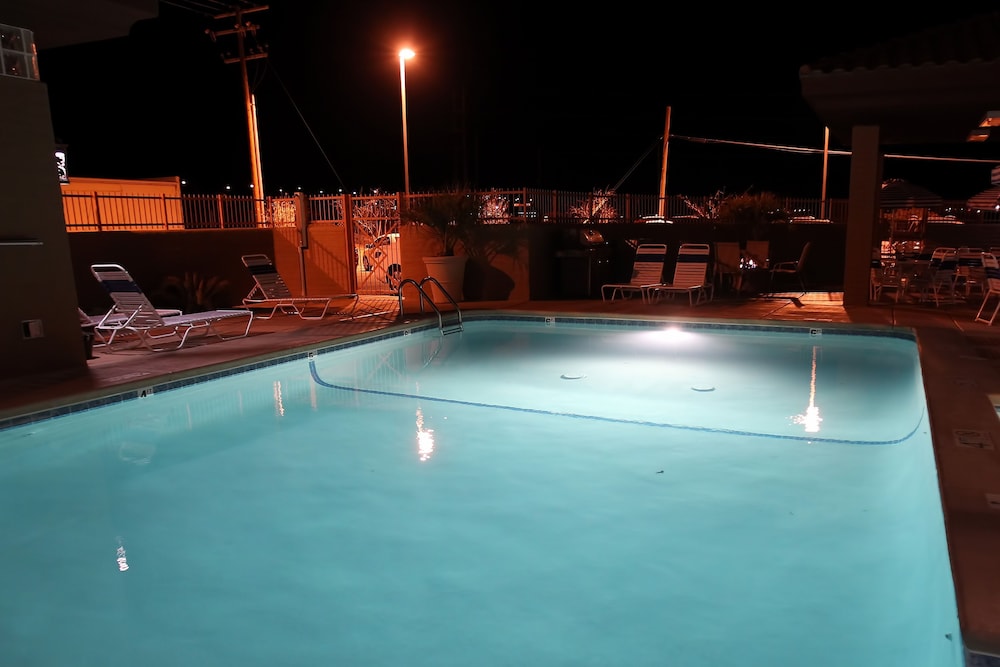 Garden Place Suites - photo 16