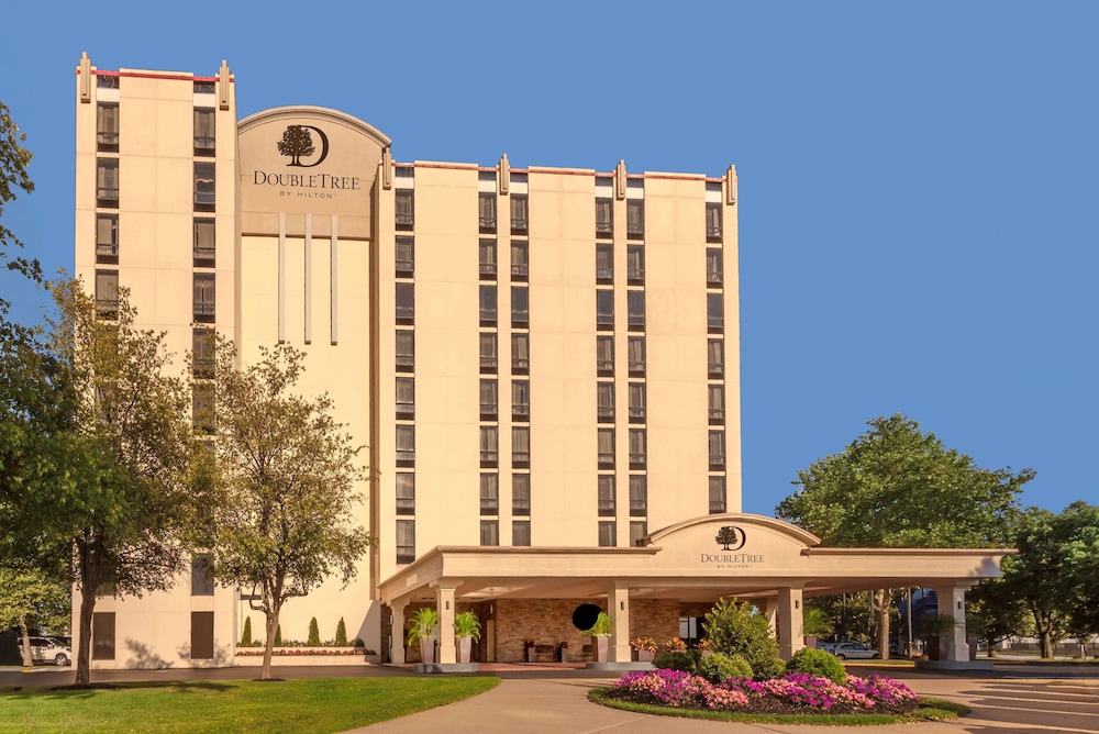Doubletree by Hilton Philadelphia Airport in Philadelphia, United States