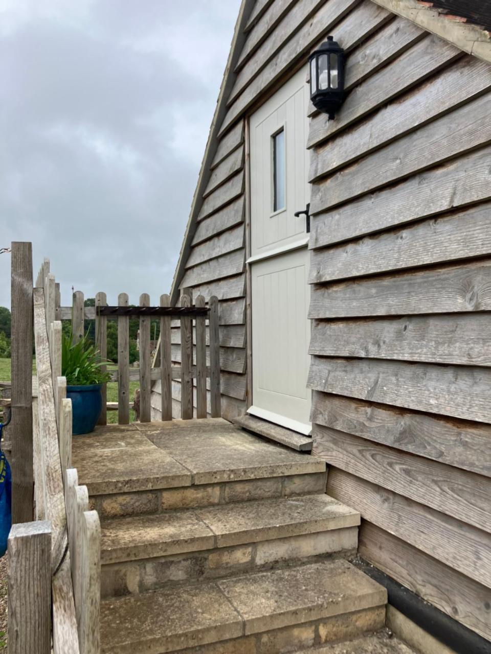 Eaves - last minute hotel in Frome