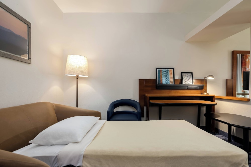 Fairfield Inn By Marriott Savannah Airport - photo 13