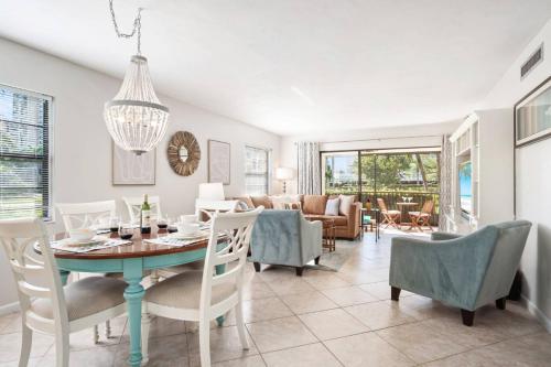 Seaview #104 - last minute hotel in Marco Island