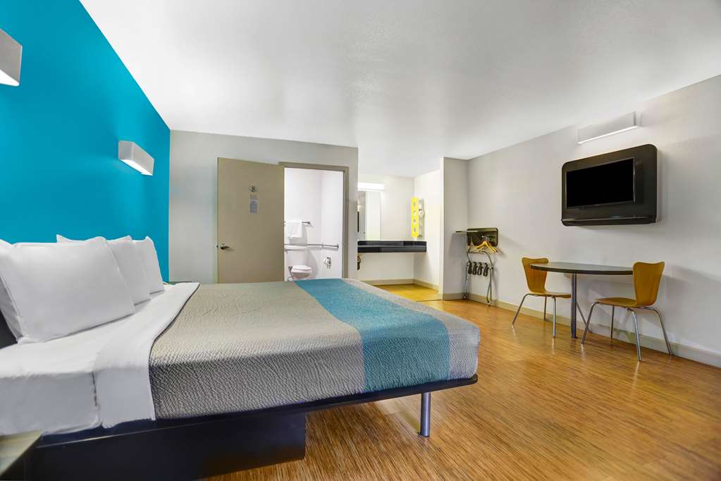 Motel 6 Anderson CA Redding Airport - photo 9
