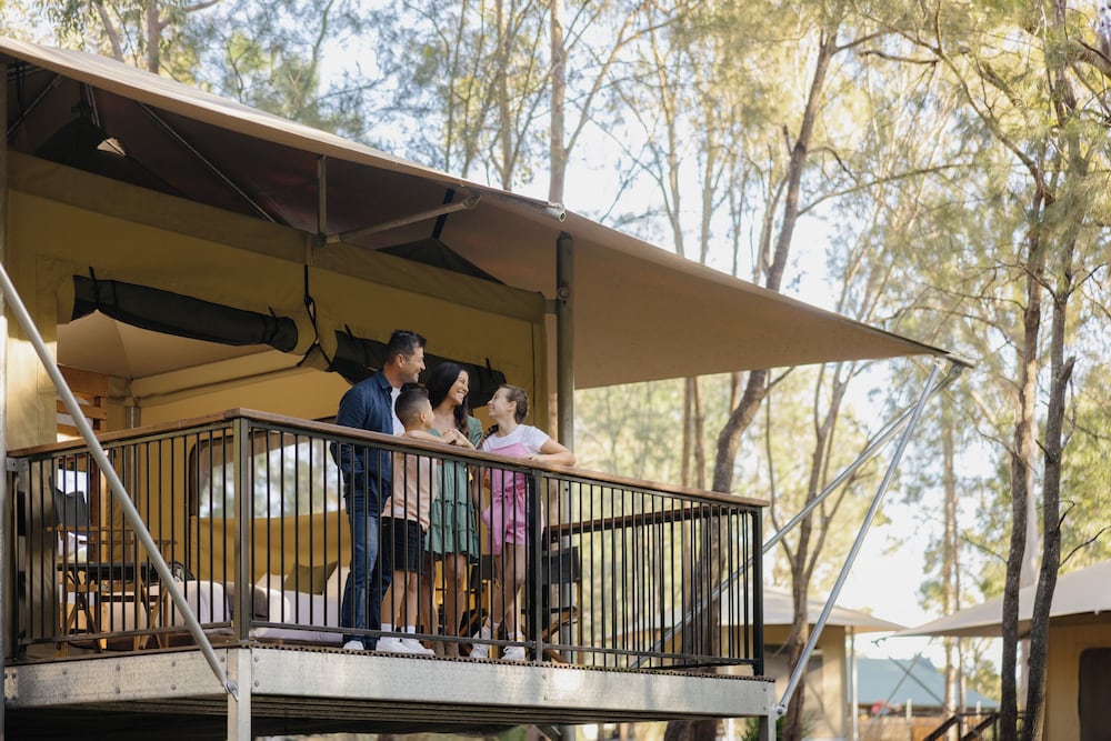 Paradise Country Farmstay in Oxenford, Australia