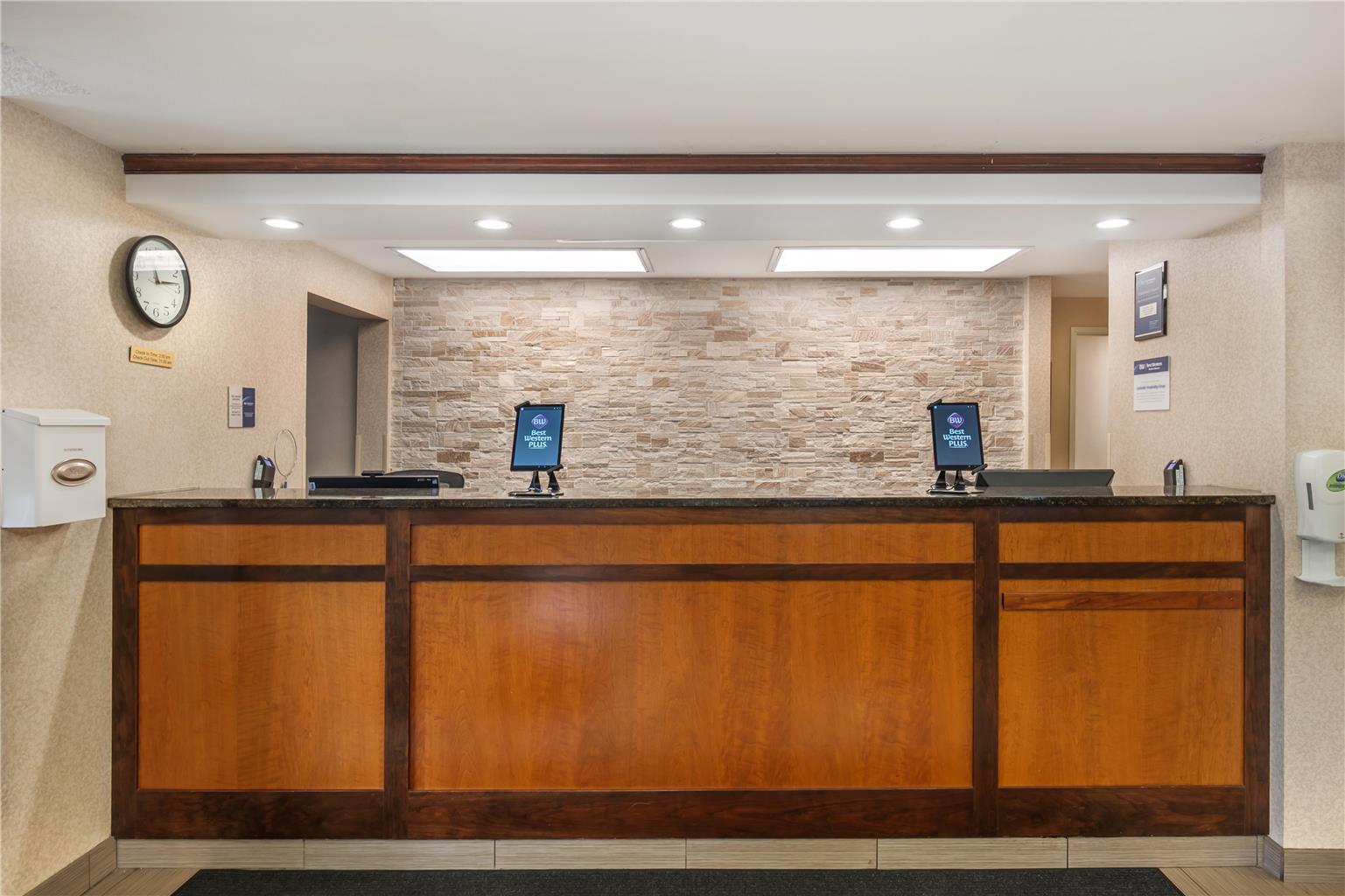 Best Western Plus Boulder Louisville - photo 36