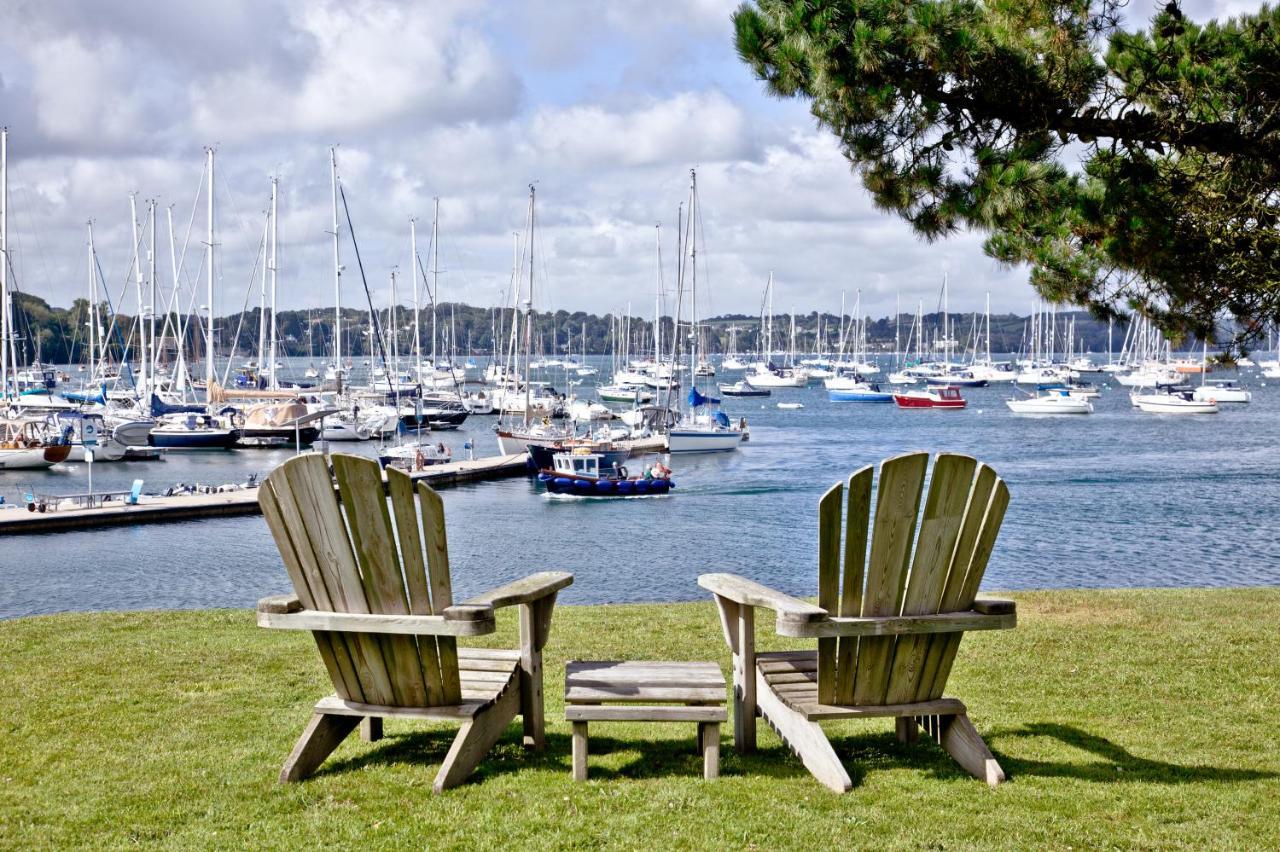 Cregoes Mylor Bungalow Riverview Free Parking & WiFi Pet friendly — 4-Star Luxury Hotel in Falmouth, United Kingdom