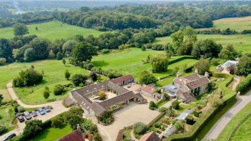 Upper Vobster Farm — 5-Star Luxury Hotel in Radstock, United Kingdom