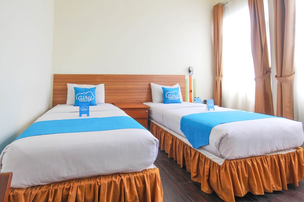 Airy Cihaurgeulis Surapati 235 Bandung in Bandung, Indonesia