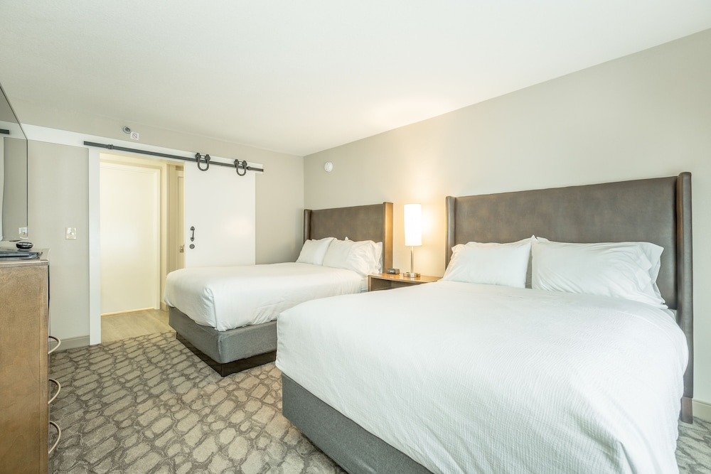 Holiday Inn Hotel & Suites Peachtree City by IHG - photo 10