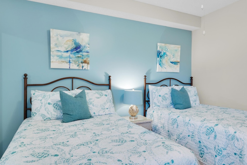 Summit at Tops'l 403 - last minute hotel in Destin