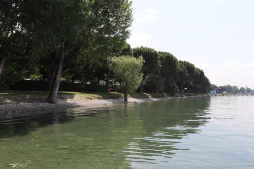 Monika Holiday Beautiful Lake View Lovely — 4-Star Luxury Hotel in Garda, Italy