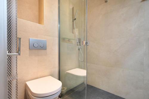 Smart & Luxury OLD TOWN Apartment — 4-Star Luxury Hotel in Prague, Czech Republic