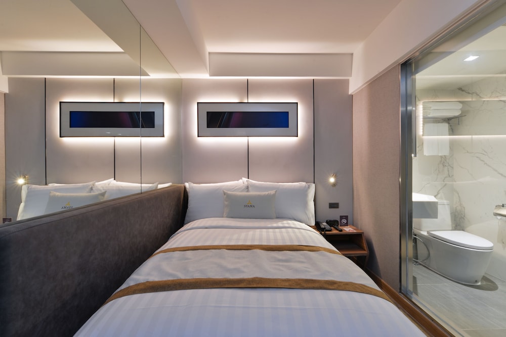 Syama Nana Hotel