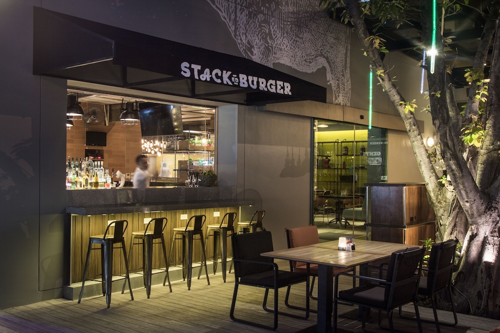 מזון ומשקאות